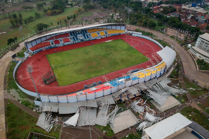 Stadion Sport Center Jabar adalah stadion yang digunakan oleh event PON XIX dan Peparnas 2016 lalu serta tempat latihan beberapa negara pada ajang Asian Games 2018.