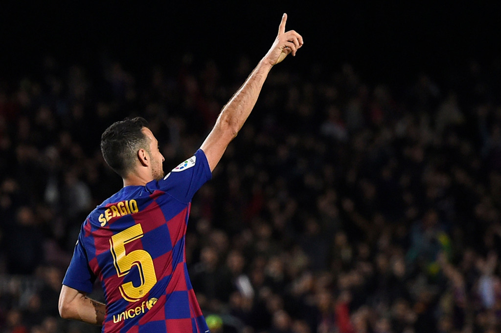 Satu gol lain untuk Barcelona disumbangkan oleh Sergio Busquets pada menit ke-85.