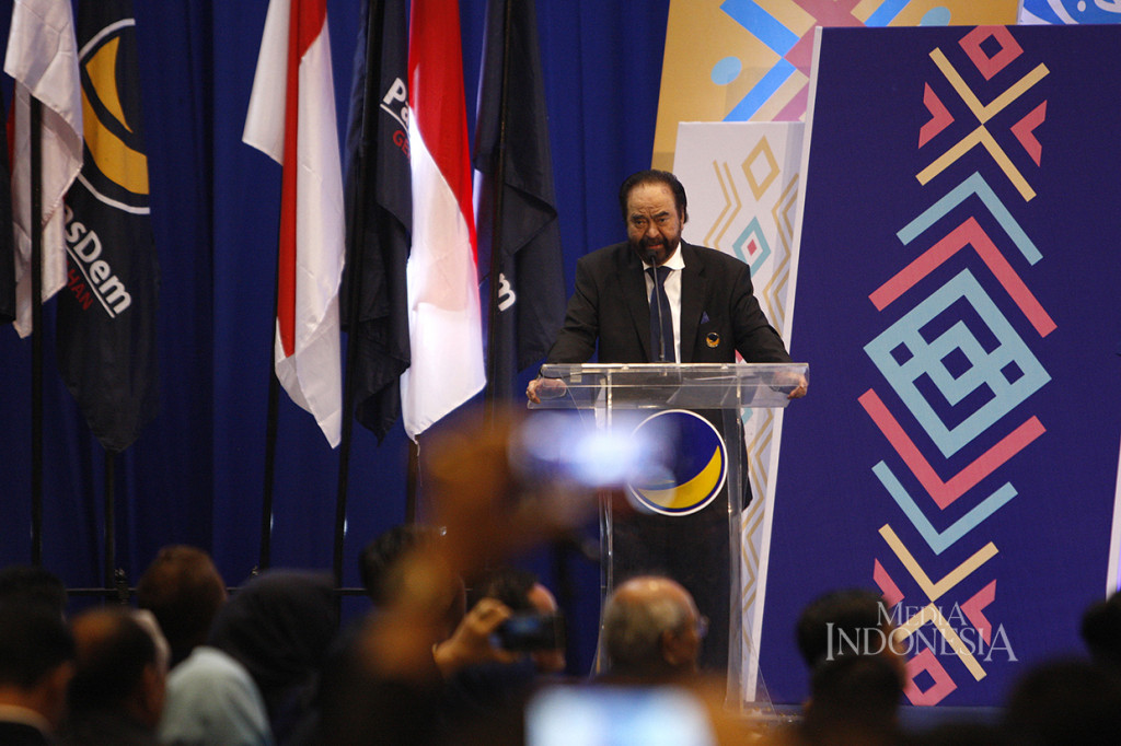 Surya Paloh juga memberikan amanah khusus kepada putranya Prananda Surya Paloh mengemban jabatan Ketua Bidang Pemenangan Pemilu. Posisi ini sangat menentukan arah masa depan Partai NasDem. Prananda diberi tugas memenangkan Partai NasDem di Pilpres 2024.