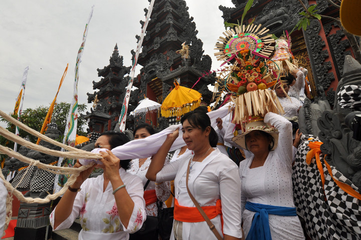 Pelaksanaan upacara tersebut guna mensucikan serta sebagai rasa syukur atas hari jadi Pura serta selesainya pembangunan candi yang sebelumnya rusak akibat bencana gempa pada 28 September 2018.