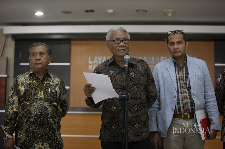 Lebih lanjut Harjono mengatakan ada dua jalur pendaftaran yaitu perseorangan atau melalui diusulkan institusi. Persyaratan keduanya sama dan bisa diakses di situs www.setneg.go.id.