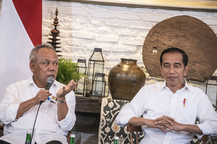 Pemerintahan Presiden Joko Widodo di periode pertama dikenal sangat getol dalam pembangunan infrastruktur. Jokowi pun bercerita mengapa dirinya semangat dan kembali mengedepankan pembangunan infrastruktur pada periode keduanya.