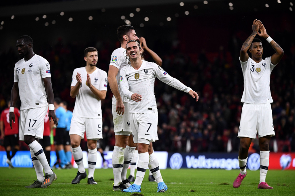 Hasil ini memastikan Prancis melenggang ke putaran final Piala Eropa 2020 dengan status juara Grup H berkat 25 poin dari 10 laga, memimpin dua angka dari Turki. 