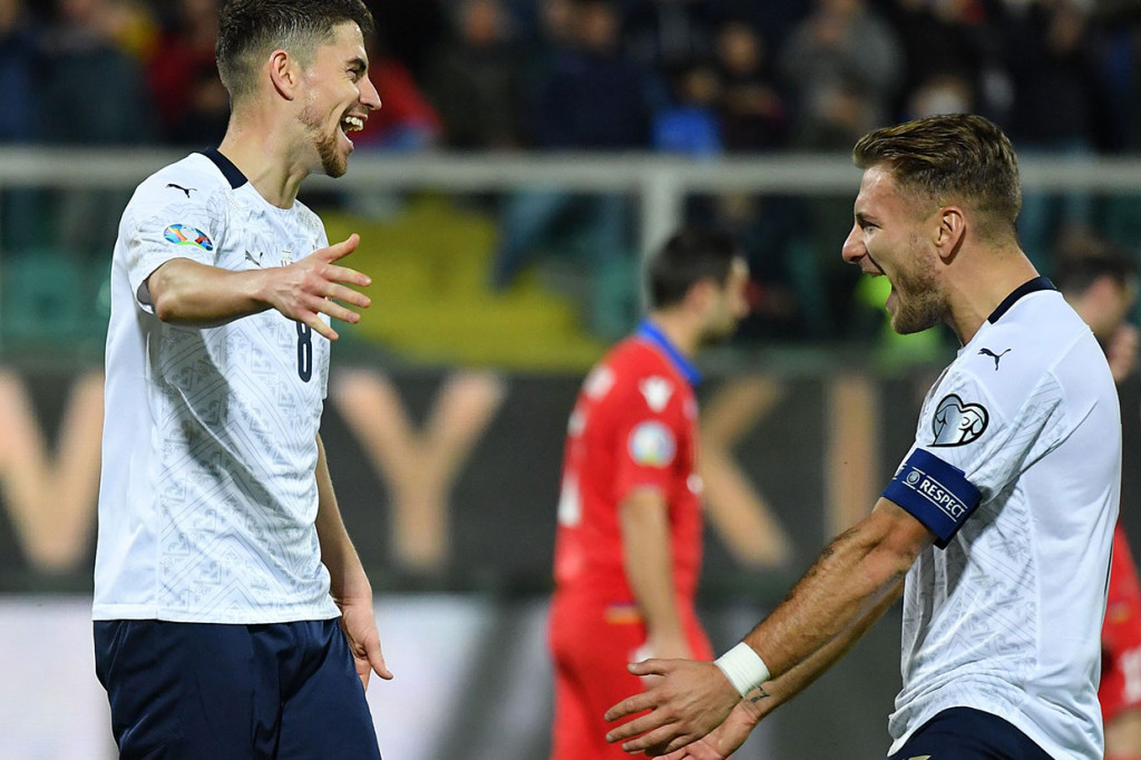 Empat menit berselang Immobile mencetak gol keduanya untuk membawa Italia unggul 4-0.