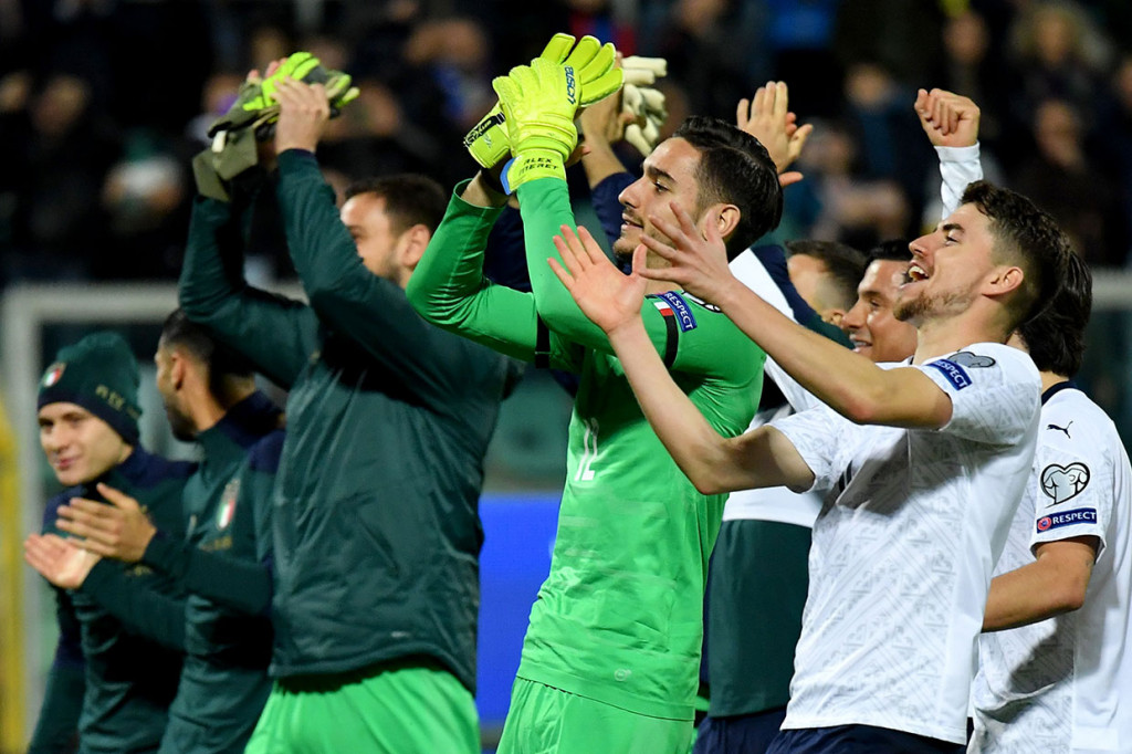 Dengan kemenangan tersebut Italia kukuh di puncak klasemen Grup J dengan nilai sempurna 30 dari 10 laga, Sementara Armenia di urutan kelima dengan 10 poin.