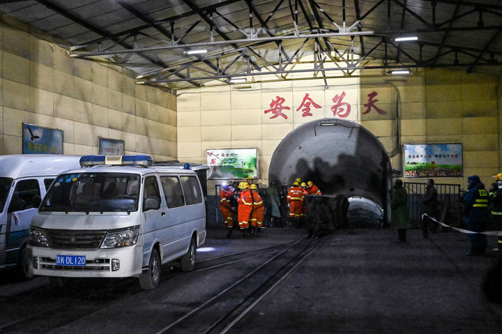 Sedikitnya 15 orang tewas dan sembilan lainnya luka-luka akibat sebuah tambang batu bara milik Shangxi Pingyao Fengyan Coal & Coke Group Co., di Provinsi Shanxi, Tiongkok utara, meledak, Senin, 18 November 2019 petang waktu setempat.