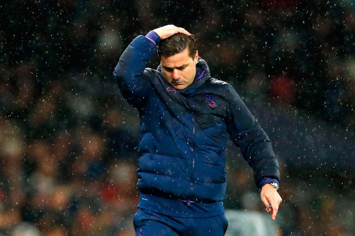 Tottenham Hotspur, Selasa, 19 November 2019 waktu setempat, resmi memecat manajer Mauricio Pochettino, setelah performa buruk tim di awal musim Liga Premier.
