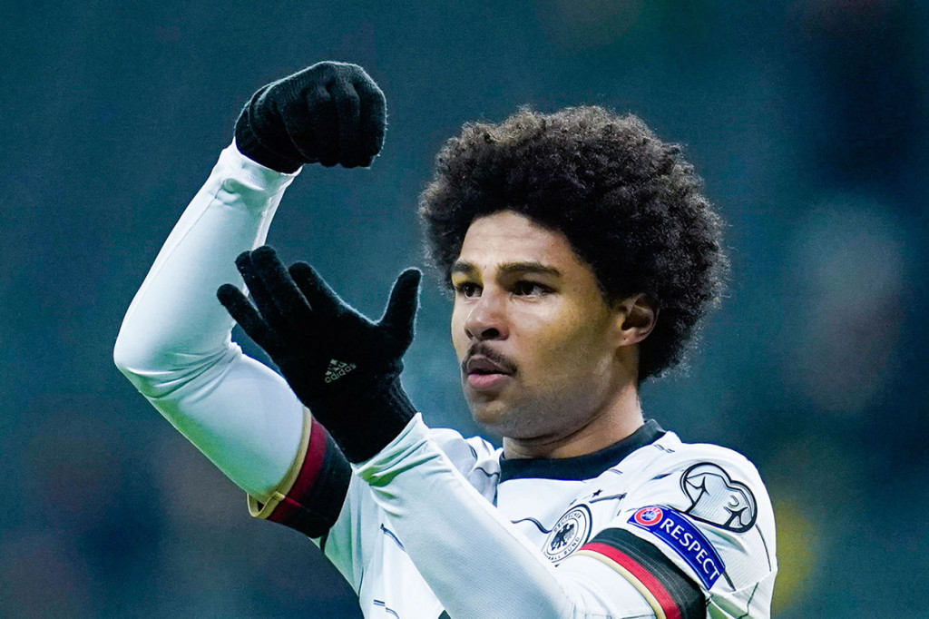 Jerman makin di atas angin lewat gol ketiga Gnabry pada menit ke-60.