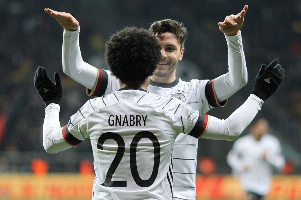 Jerman makin di atas angin lewat gol ketiga Gnabry pada menit ke-60.