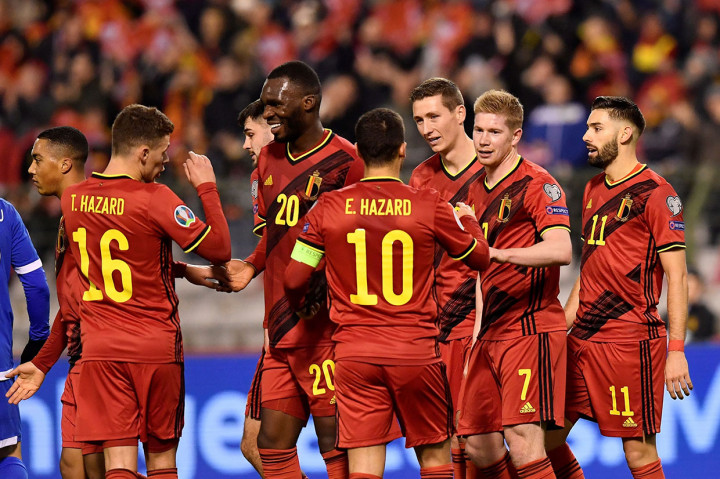 Belgia kemudian berbalik unggul 2-1 lewat gol Kevin De Bruyne. Tembakan De Bruyne dari luar kotak penalti gagal ditangkap sempurna oleh kiper Siprus dan masuk ke gawang sendiri.