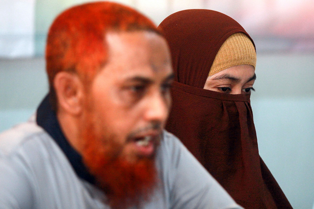 Pemerintah melalui Menteri Hukum dan Hak Asasi Manusia menerbitkan surat bernomor M.HH-16.AH.10.01 THN 2019 tentang Kewarganegaraan Repulik Indonesia atas nama Gina Gutierez Luceno yang sebelumnya berkewarganegaraan Filipina.