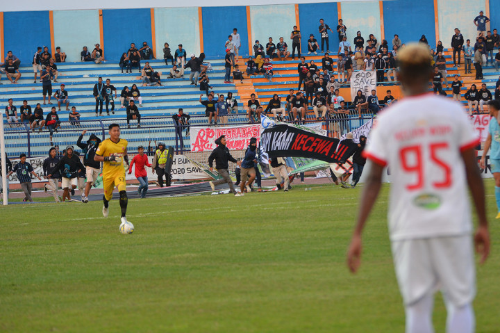 Hasil pertandingan ini membuat Persela keluar dari zona degradasi atau ke posisi 15 klasemen sementara dengan koleksi 28 poin. Di sisi lain, Badak Lampung harus terima turun ke posisi 16 karena hanya memiliki 27 poin.