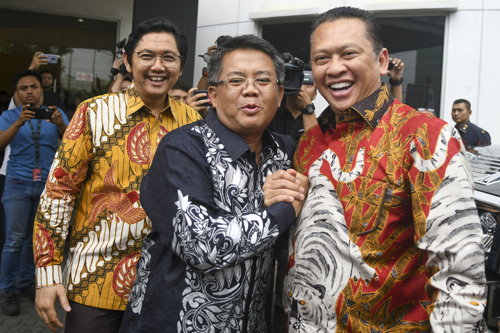 Kedatangan pimpinan MPR tersebut untuk silaturahmi serta membahas wacana amendemen UUD Tahun 1945.