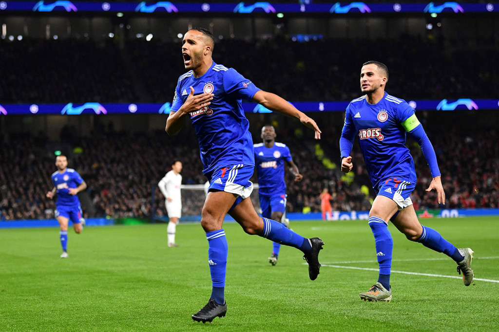 Tuan rumah secara mengejutkan tertinggal terlebih dahulu saat laga baru berjalan enam menit lewat Yussef El Arabi.