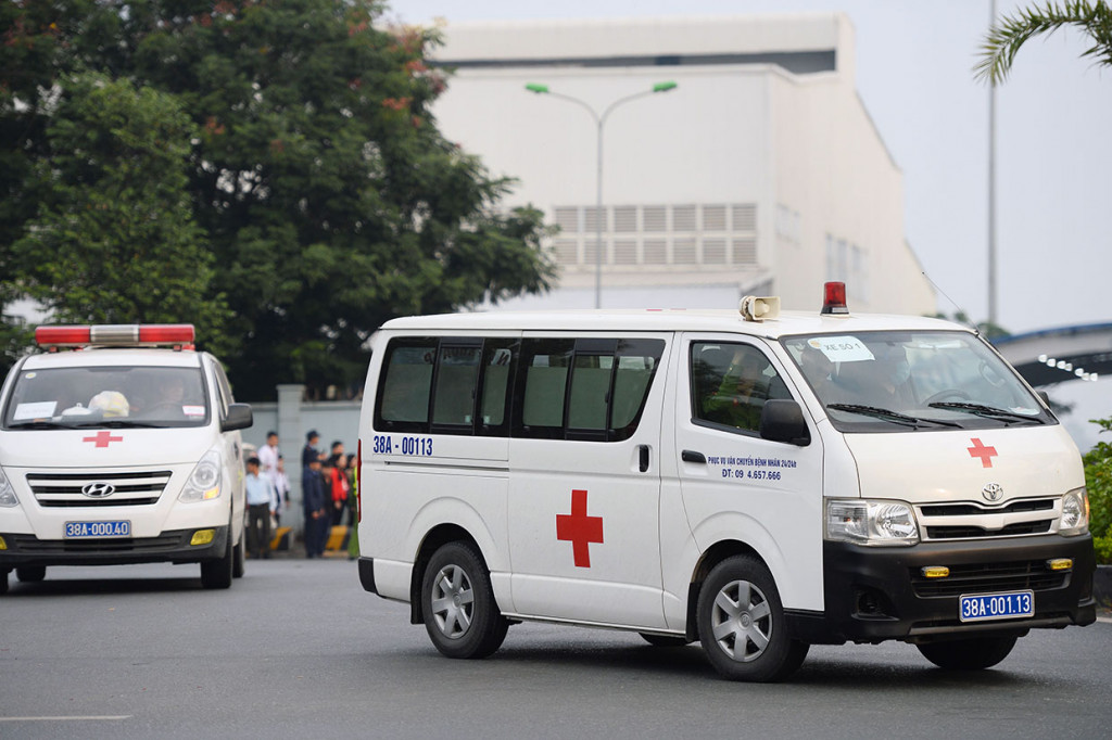 16 jenazah korban kasus truk berpendingin di London diterbangkan ke Hanoi dalam pemulangan gelombang pertama. 16 korban tersebut berasal dari tiga provinsi di Vietnam tengah.