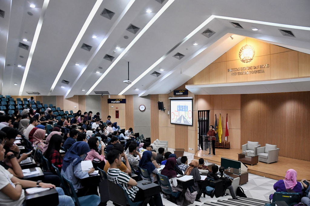 Pemerintah, lanjutnya, tidak hanya dikumpulkan sebagai bentuk penerimaan tetapi juga dianggarkan kembali dalam bentuk insentif fiskal salah satunya kepada dunia usaha. 