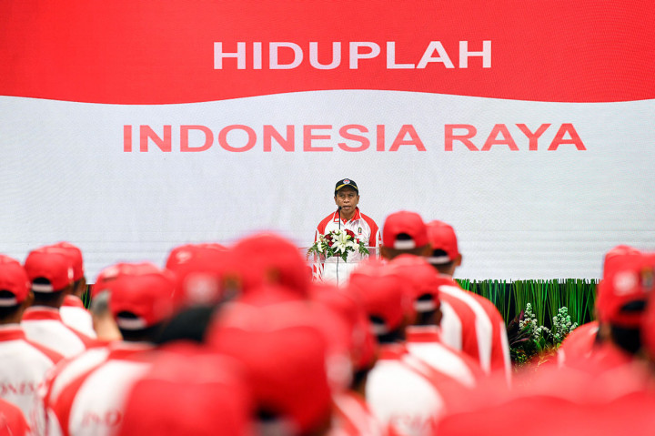 Menpora Zainudin Amali resmi mengukuhkan Kontingen Indonesia yang bakal berlaga pada SEA Games 2019 Filipina, di Hall Basket Gelora Bung Karno, Senayan, Jakarta, Rabu, 27 November 2019. Dalam pidatonya, Zainudin meminta para atlet fokus bertanding meski banyak pemberitaan soal penyelenggaraan SEA Games Filipina yang kurang menyenangkan.