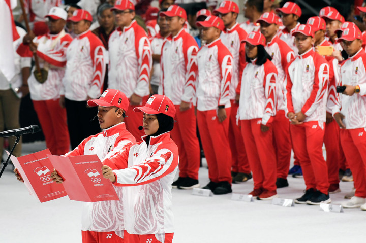 Dua atlet yakni Hanifan Yudani Kusuma yang merupakan atlet putra pencak silat peraih medali emas Asian Games 2018 Jakarta-Palembang dan Defia Rosmaniar (atlet putri taekwondo peraih medali emas Asian Games 2018) juga membacakan janji dan tekad atlet di hadapan Menpora.