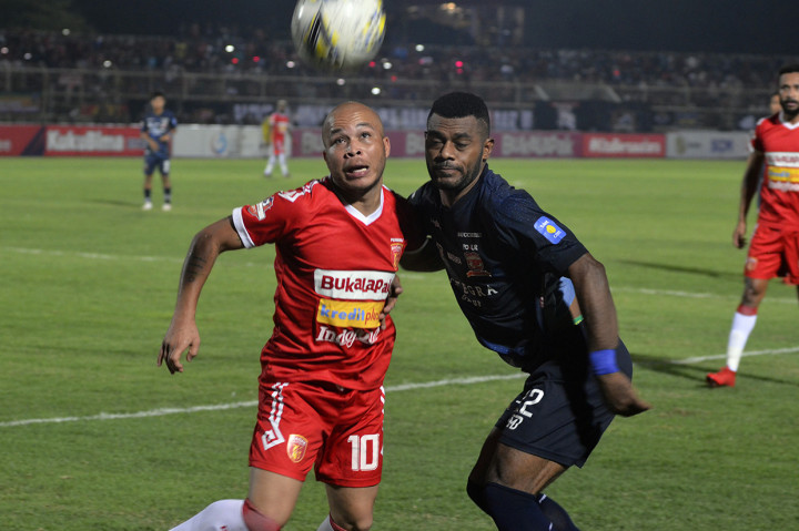 Kemenangan ini menambah koleksi poin Badak Lampung menjadi 30 dari 29 laga. Mereka masih menempati posisi 16, hanya tertinggal satu angka dari zona aman. Sementara Madura United menetap di peringkat empat. Antara Foto/Ardiansyah