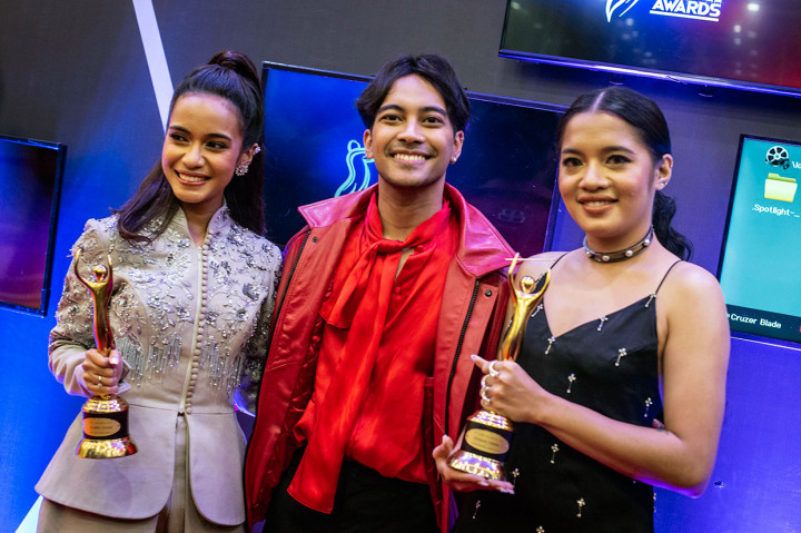 Grup vokal GAC berhasil meraih penghargaan AMI 2019 untuk kategori karya produksi grup vokal terbaik.