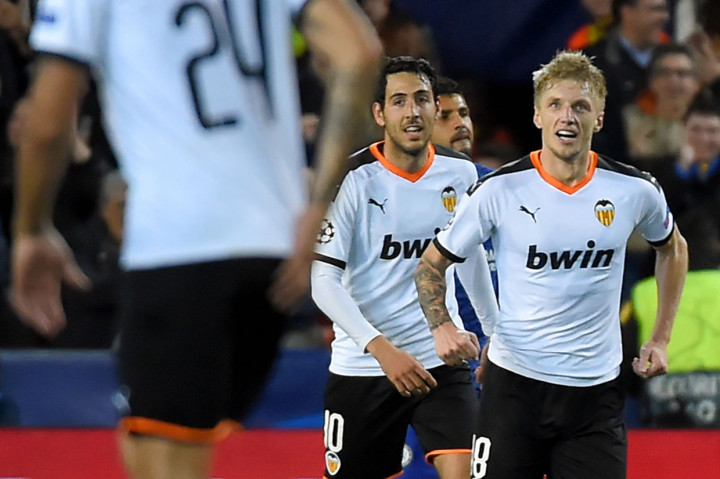 Daniel Wass akhirnya memaksa pertandingan berakhir 2-2 lewat golnya pada menti ke-82.