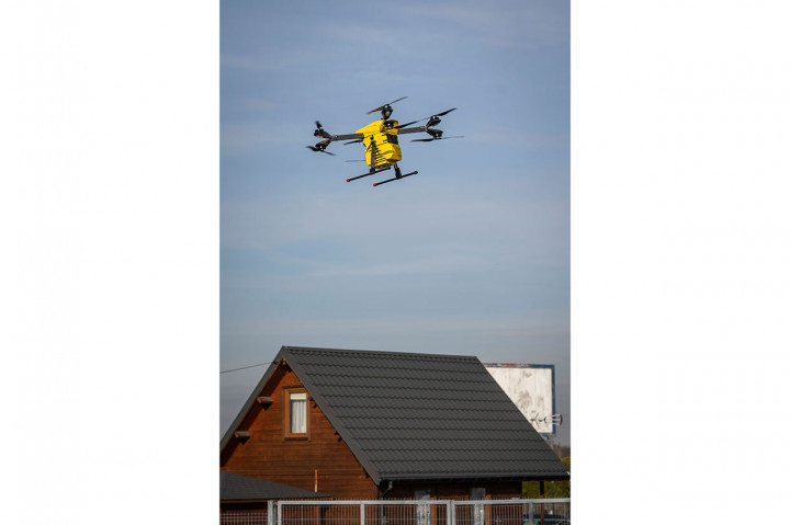 Setelah izin yang diperlukan tiba, Hermes dapat digunakan untuk menyelamatkan hidup, mengangkut darah dan obat-obatan dalam keadaan darurat. Di masa depan, dengan pod khusus di muatannya, drone tersebut bahkan bisa mengangkut hati untuk transplantasi.