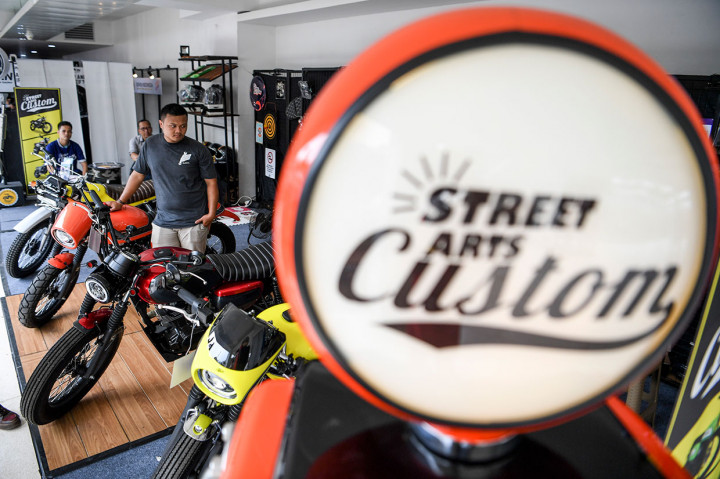 Pameran kendaraan roda dua yang diikuti belasan merek sepeda motor dan sejumlah bengkel modifikasi itu digelar 29 November - 1 Desember 2019.