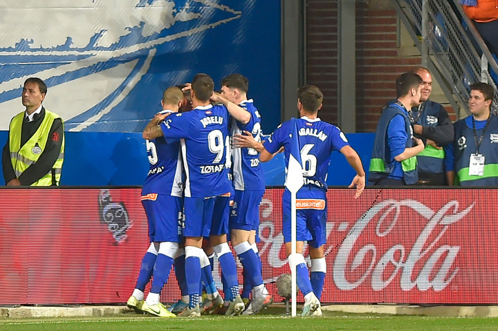 Tuan rumah membalas pada menit 62 melalui penalti Lucas Perez. Wasit menunjuk titik putih setelah Ramos melanggar Joselu di kotak terlarang.
