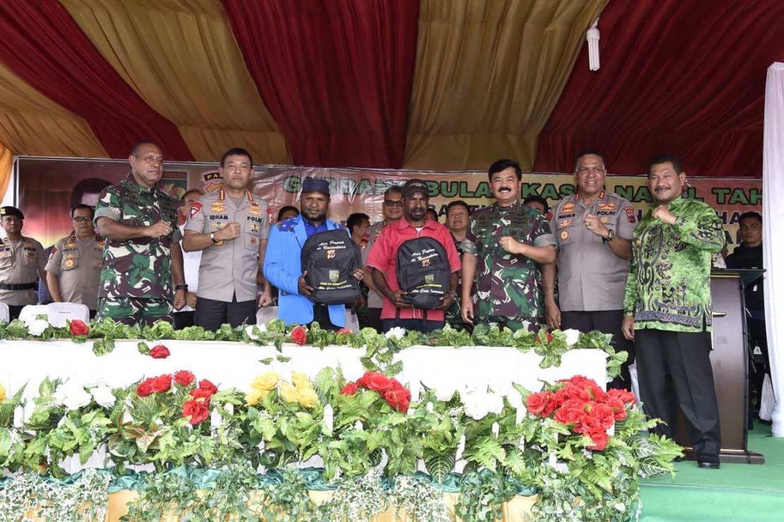 Panglima: TNI dan Polri Selalu Hadir di Tengah Masyarakat ...