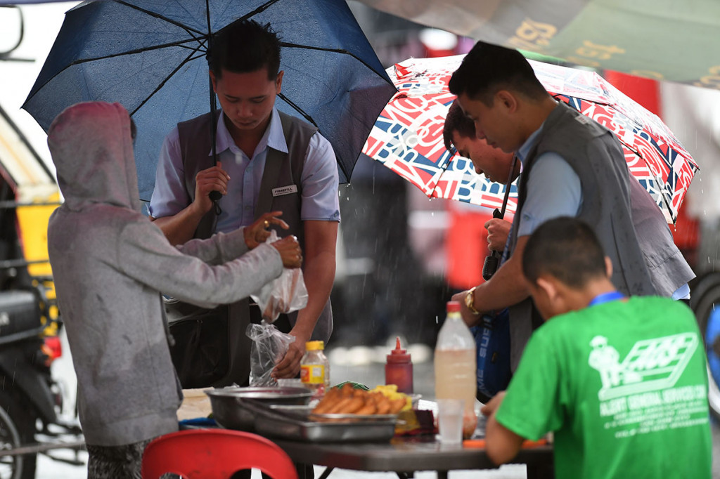 Badai Kammuri yang terjadi mulai Selasa pagi tersebut menyebabkan sejumlah pertandingan olah raga se-Asia Tenggara SEA Games terpaksa ditunda.  Sejumlah pertandingan yang ditunda termasuk, surfing, kayak, selancar angin, berlayar, tenis, dan kano. 