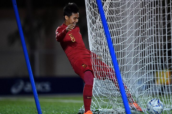 Pemain Timnas Indonesia Witan Sulaeman melakukan selebrasi seusai mencetak gol ke gawang Timnas Brunei Darussalam dalam pertandingan Grup B SEA Games 2019 di Stadion Sepak Bola Binan, Laguna, Filipina.