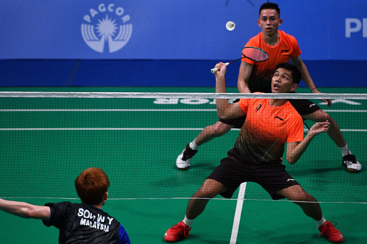 Sedangkan pada partai kedua, Muhammad Rian Ardianto/Fajar Alfian menyerah kepada Aaron Chia Teng Fong/Soh Wooi Yik.  