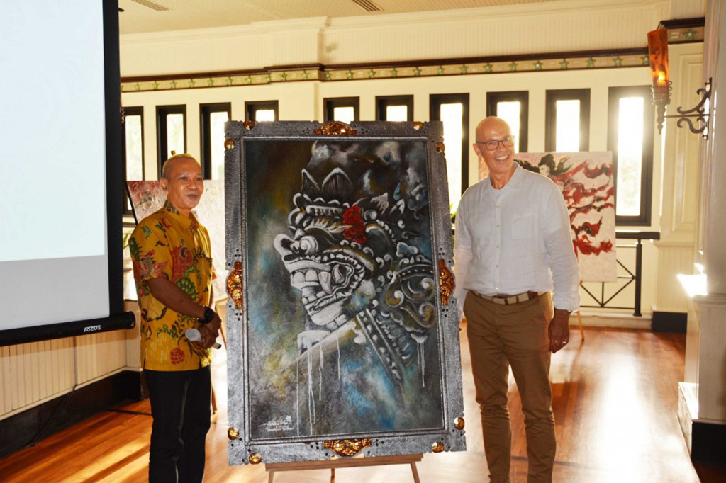 Perayaan kali ini dilakukan dengan menghadirkan pameran seni lukis menarik yang bertemakan 