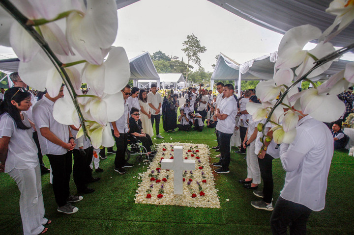 Pendiri Ciputra Grup tersebut meninggal pada Rabu, 27 Novembe 2019 pukul 01.05 waktu Singapura.