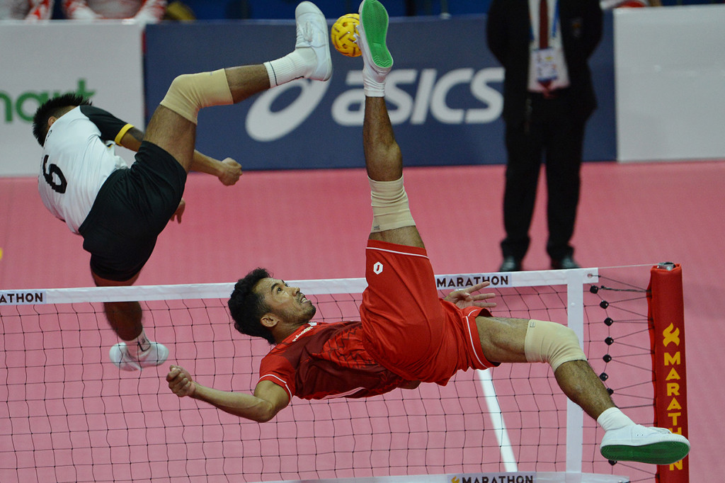 Poin pertama untuk Indonesia disumbangkan melalui duet Syaiful Rijal dan Muhammad Muliang. Sementara itu, poin kedua sekaligus poin kemenangan diraih duet Andi Saputra dan Mandeg Suharno.