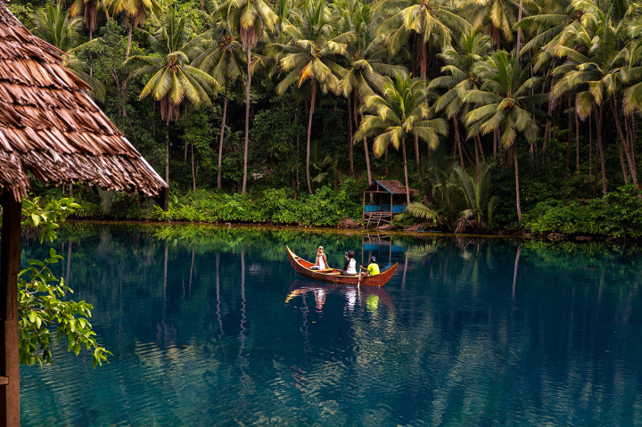 Cantiknya Danau Paisupok di Banggai Kepulauan