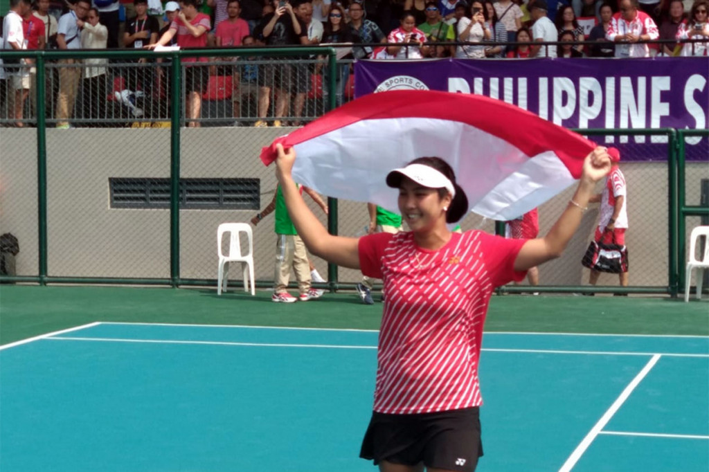 Aldila Sutjiadi meraih medali emas setelah di final mengalahkan wakil Vietnam, Nguyen Savanna Ly dua set langsung dengan skor 6-0, 7-5.