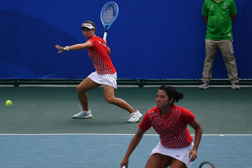 Selain itu, prestasi Beatrice dan Jessy sekaligus mengakhiri puasa emas 14 tahun Indonesia dari tenis ganda putri SEA Games. Medali emas sebelumnya diraih ganda putri Wynne Prakusya/Romana Tedjakusuma di SEA Games 2005. Beatrice dan Jessy juga mencatatkan pencapaian individu pertama kali meraih medali emas selama mengikuti SEA Games. 
