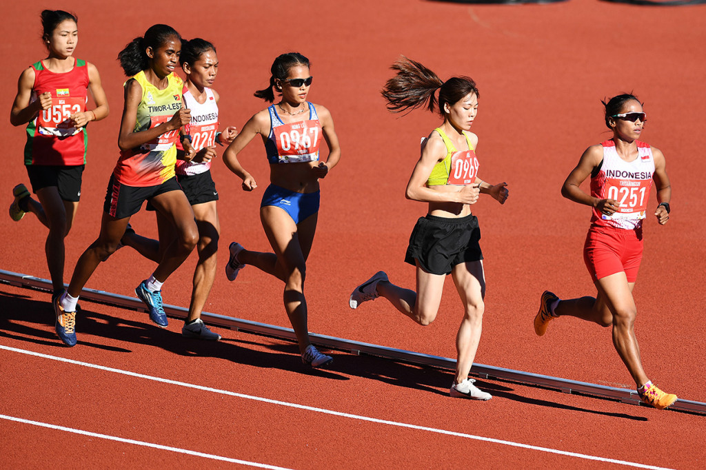 Pelari Indonesia Odekta Elvina Naibaho meraih medali perunggu lomba lari 10.000 meter SEA Games 2019. 
