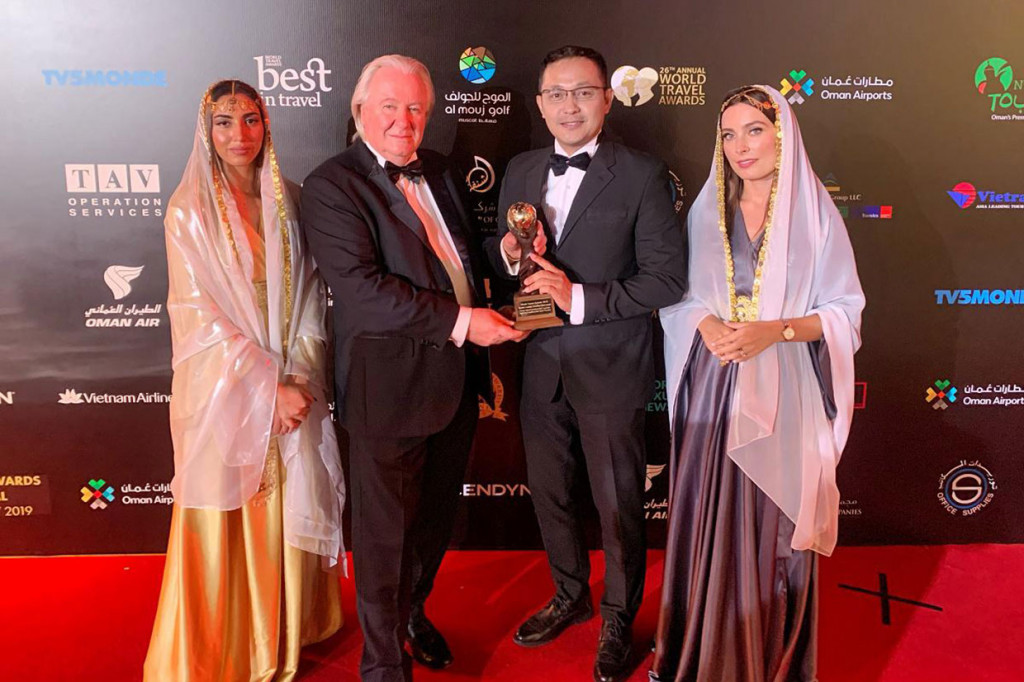 Club InterContinental Lounge Resort Bali mendapat anugerah sebagai World’s Leading Executive Lounge atau eksekutif klub terbaik di dunia 2019 oleh World Travel Awards, pada perhelatan malam penghargaan sekaligus perayaan peringatan ke-26 tahun di Muscat, Oman.
