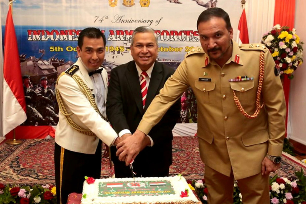 Dubes RI untuk Republik Arab Mesir H.E. Helmy Fauzy dalam sambutannya mengatakan bahwa dalam rangka menjaga perdamaian dan ketertiban dunia, maka kerja sama internasional melalui kerja sama militer dan pertahanan antarnegara amatlah diperlukan.