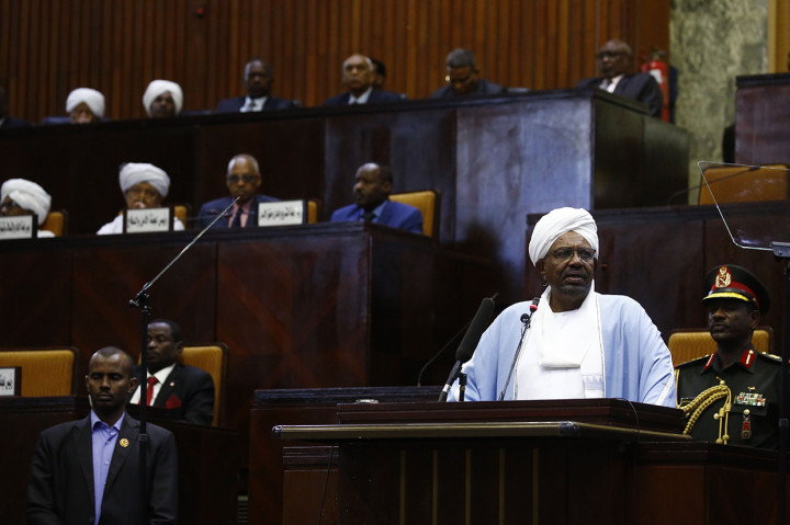 Bashir akan menjalani masa hukumannya di sebuah fasilitas reformasi Sudan. AFP Photo/Ashraf Shazly