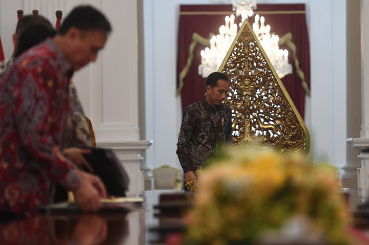 Presiden Joko Widodo menerima pengurus PSSI 2019-2023 di Istana Merdeka.
