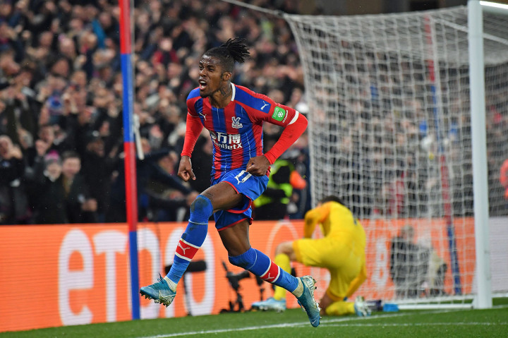 Wilfried Zaha berhasil menyamakan kedudukan menjadi 1-1 pada menit ke-75.