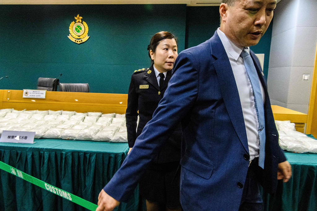 Namun perusahaan tersebut menolak untuk mengambil paket dan mengaku tidak mengetahui hal ini. Petugas masih menginvestigasi kasus tersebut.