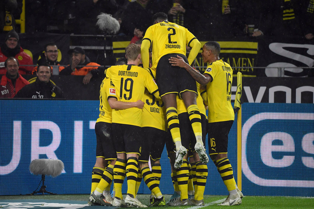 Namun Leipzig kembali menyamakan kedudukan pada menit ke-77 lewat Patrick Schick. Skor 3-3 bertahan hinggga laga usai.