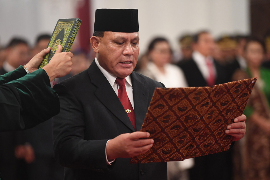 Selain Dewan Pengawas KPK, Presiden juga melantik lima pimpinan KPK Periode 2019-2023. Kelima pimpinan KPK tersebut yaitu Firli Bahuri, Nawawi Pomolango, Nurul Ghufron, Lili Pintauli Siregar, dan Alexander Marwata. 