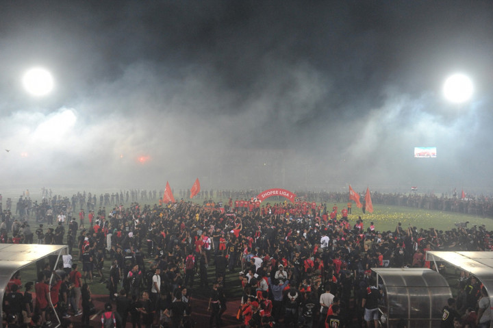 Suasana penganugerahan juara Liga 1 2019 di Stadion I Wayan Dipta, Gianyar, Bali.