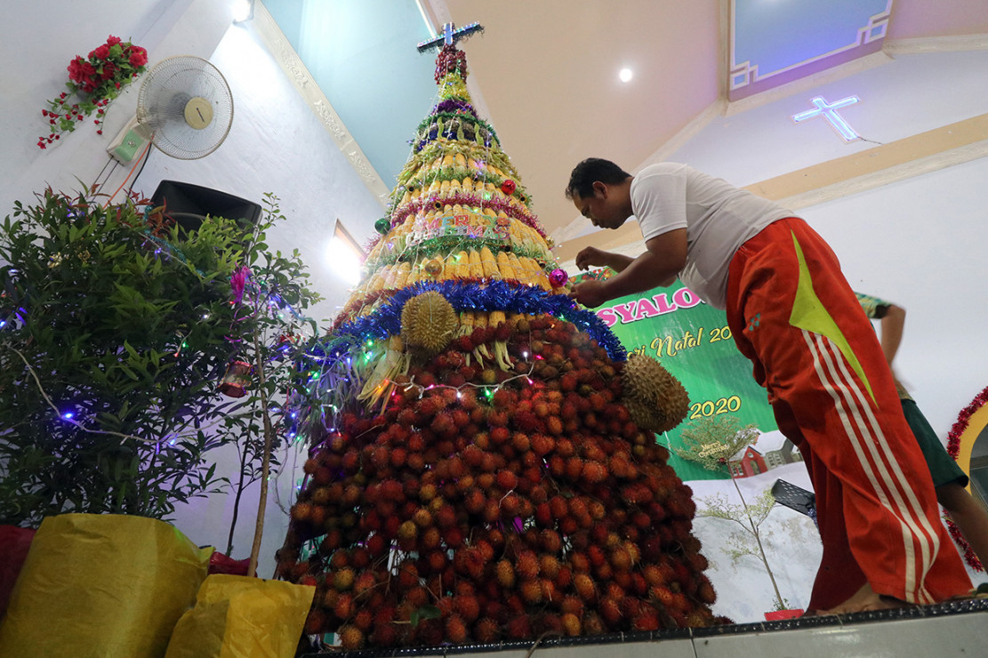  Aneka  Kreasi Unik Membuat Pohon  Natal  Medcom id