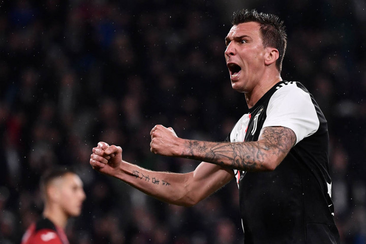 Striker timnas Kroasia Mario Mandzukic telah memutuskan hengkang dari Juventus. Pemain berusia 33 tahun tersebut hijrah ke Qatar, dan bergabung dengan klub Al Duhail.